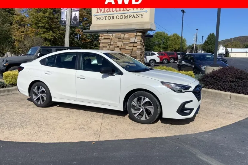2023 Subaru Legacy Base photo 1