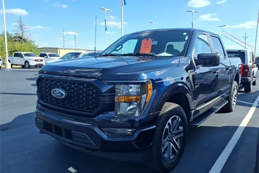 2023 Ford F-150 XL photo 1