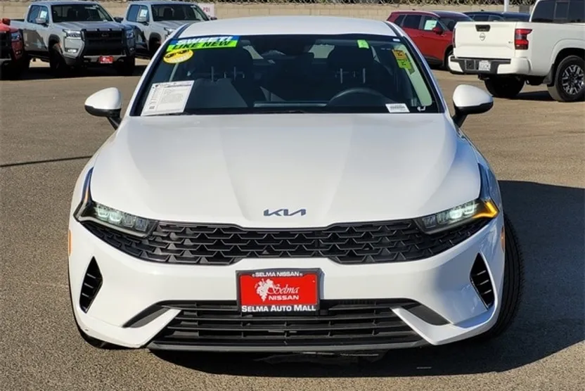 2023 Kia K5 LXS photo 1