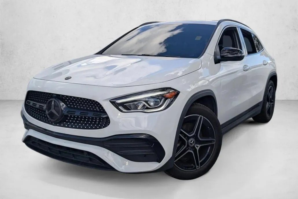 2022 Mercedes Benz GLA 250 4MATIC photo 1