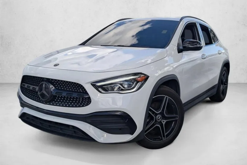 2022 Mercedes Benz GLA 250 4MATIC photo 1