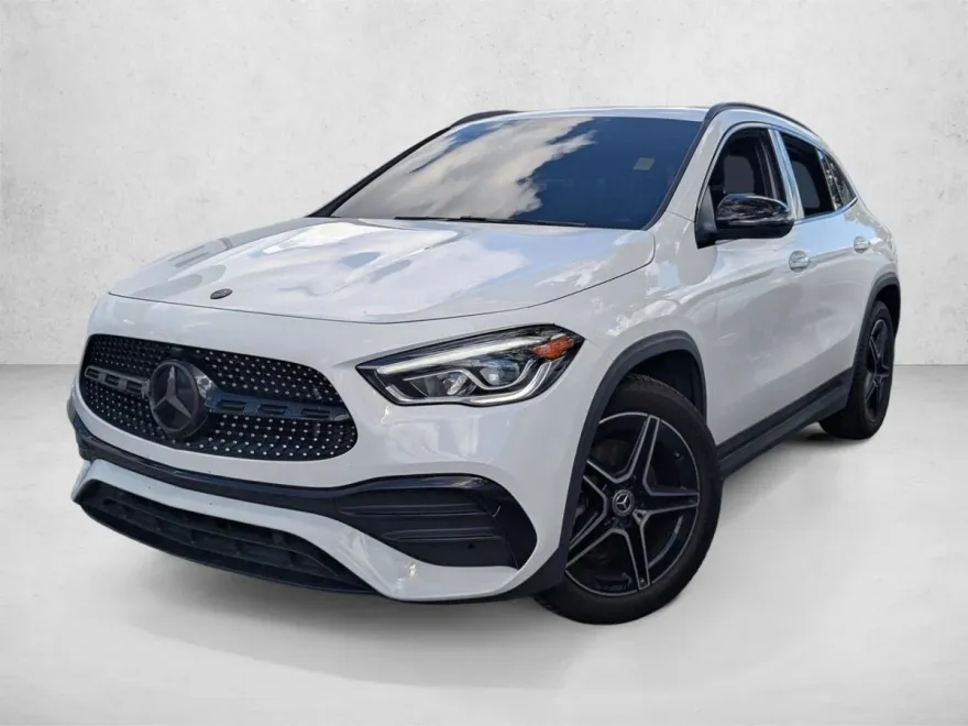 2022 Mercedes Benz GLA 250 4MATIC photo 1