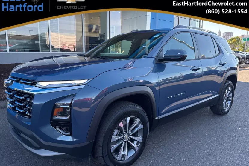 2026 Chevrolet Equinox LT photo 1