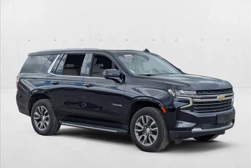2021 Chevrolet Tahoe LT photo 1