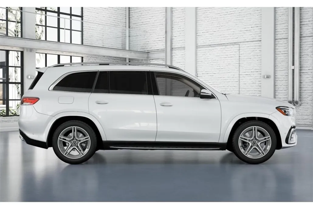 2026 Mercedes Benz GLS 450 4MATIC photo 1