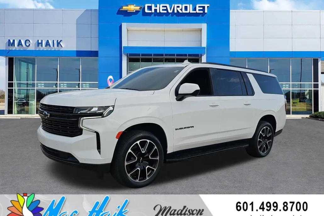 2023 Chevrolet Suburban RST photo 1