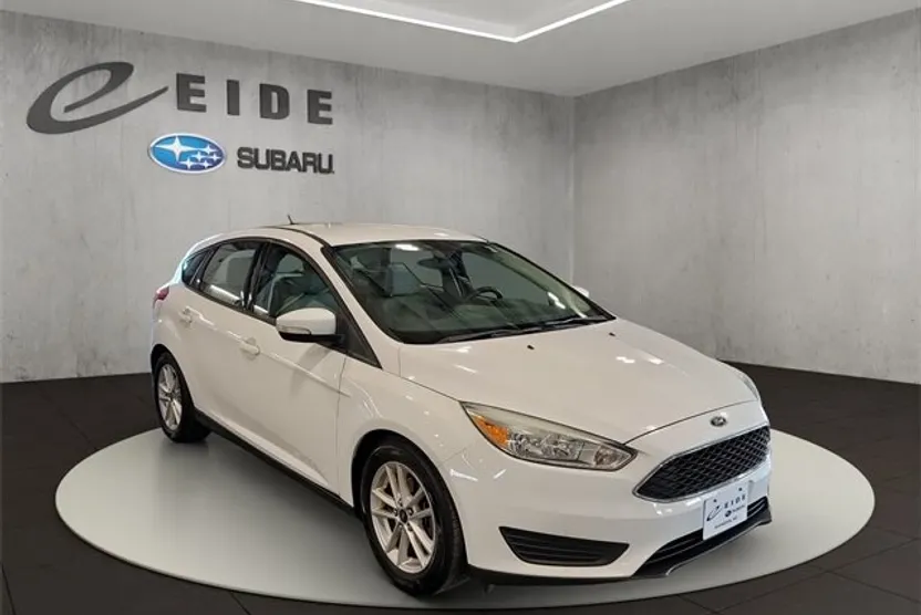 2015 Ford Focus SE photo 1