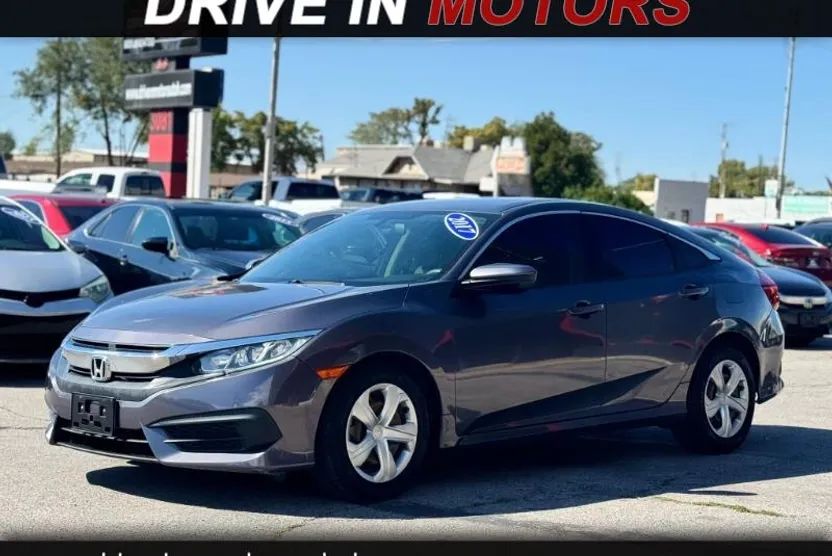 2017 Honda Civic LX photo 1