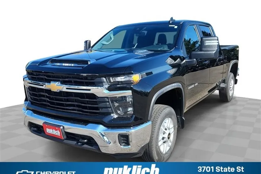 2024 Chevrolet Silverado 2500HD LT photo 1