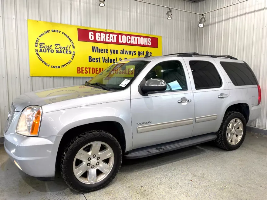 2013 Gmc Yukon SLT photo 1