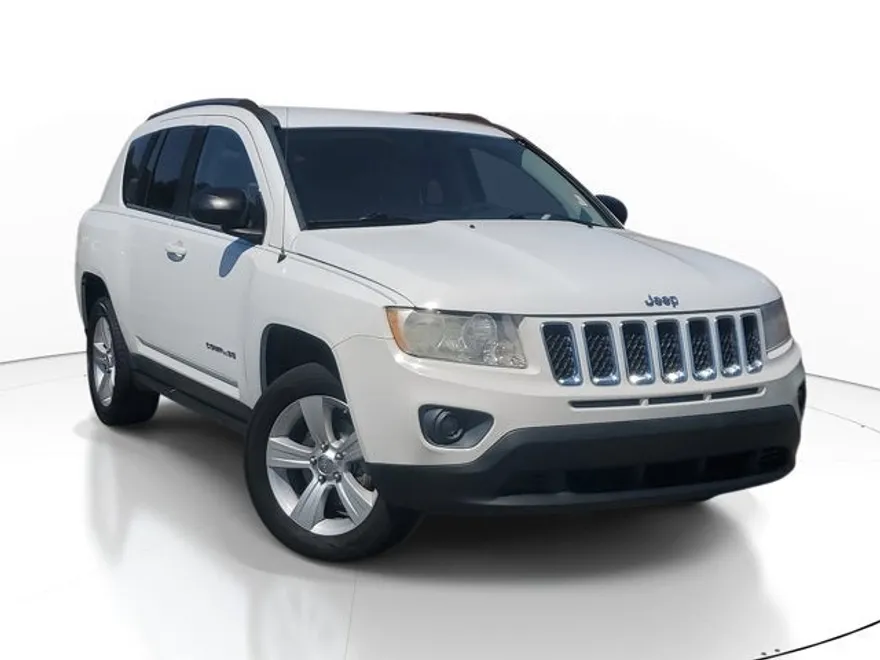 2011 Jeep Compass Base photo 1