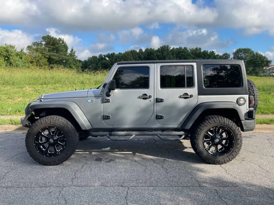 2016 Jeep Wrangler Sport photo 1
