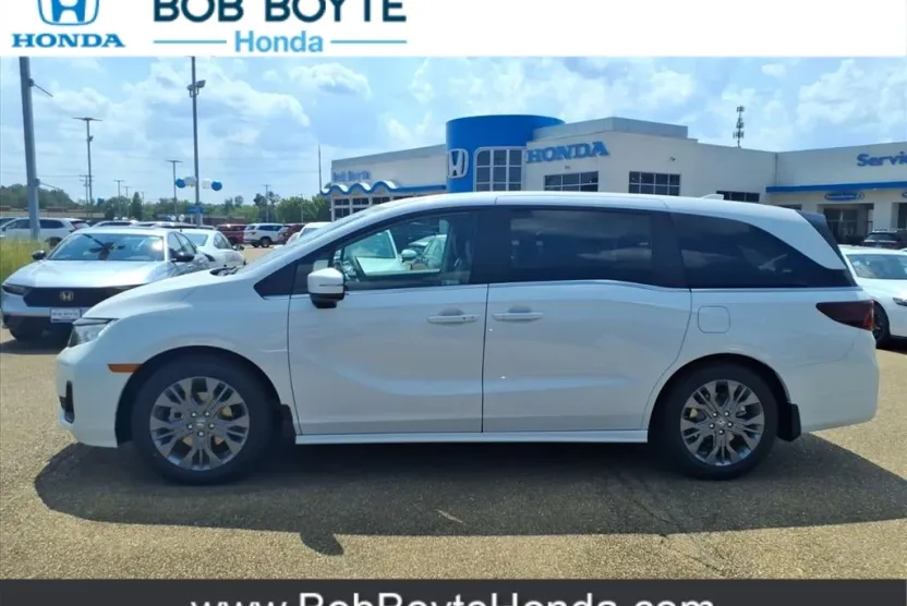 2026 Honda Odyssey Touring photo 1