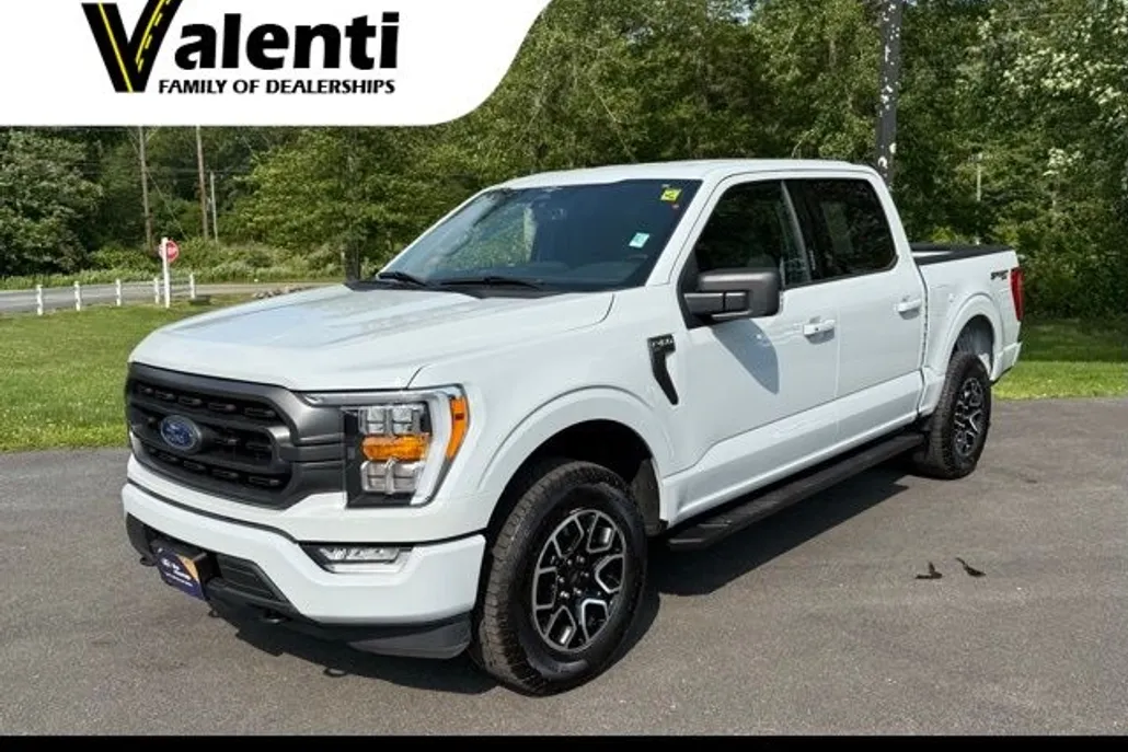 2023 Ford F-150 XLT photo 1