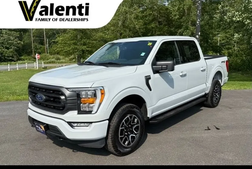 2023 Ford F-150 XLT photo 1