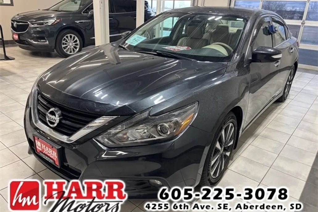 2017 Nissan Altima 2.5 SL photo 1