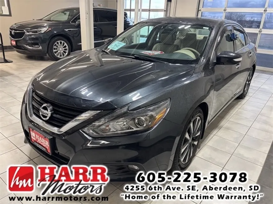 2017 Nissan Altima 2.5 SL photo 1