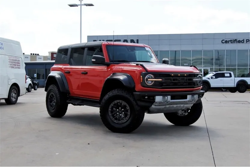 2023 Ford Bronco Raptor photo 1