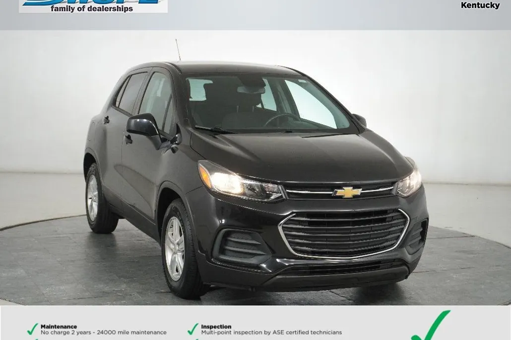 2020 Chevrolet Trax LS photo 1