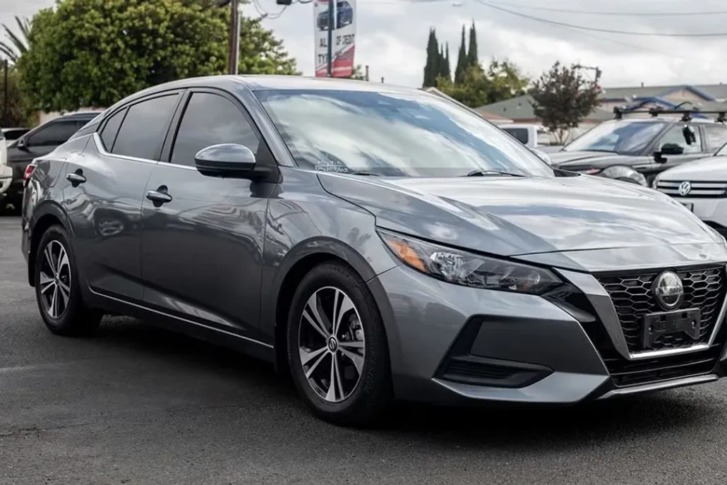 2020 Nissan Sentra SV photo 1