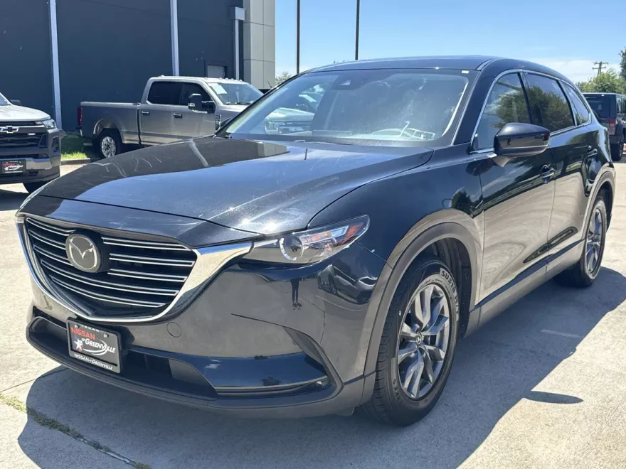 2023 Mazda CX-9 Touring photo 1