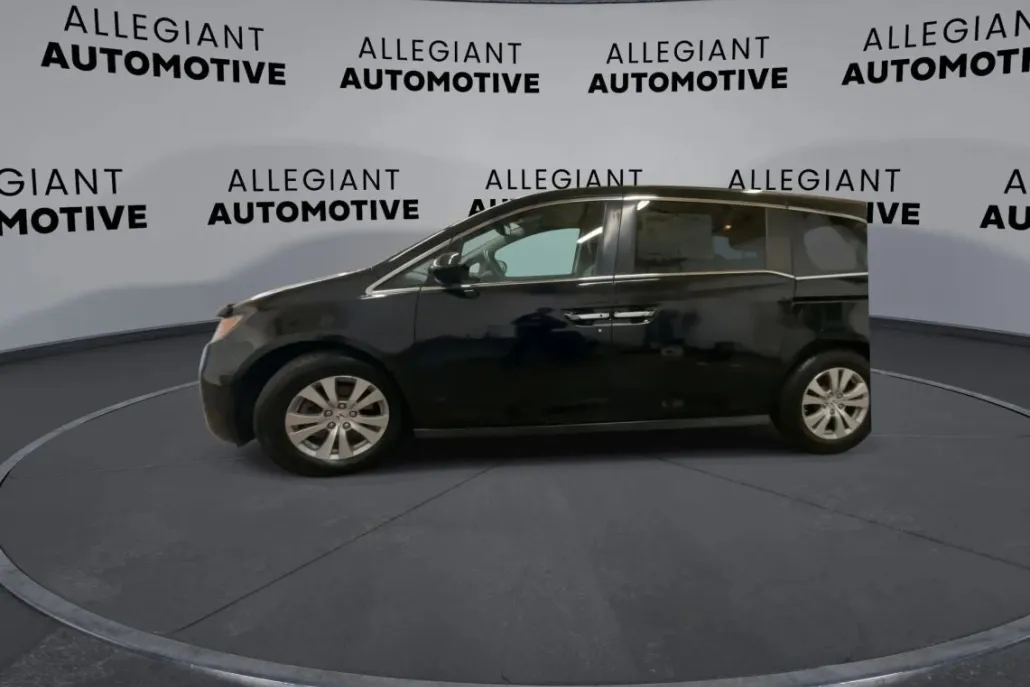 2017 Honda Odyssey EX-L photo 1