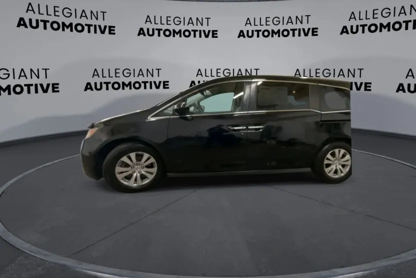 2017 Honda Odyssey EX-L photo 1