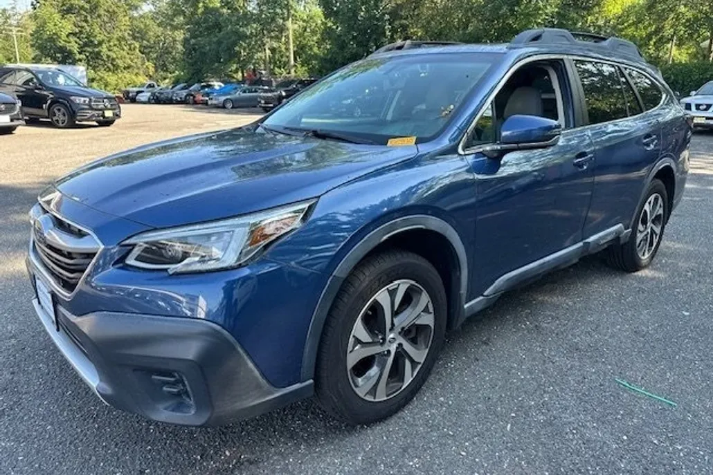 2020 Subaru Outback Limited photo 1