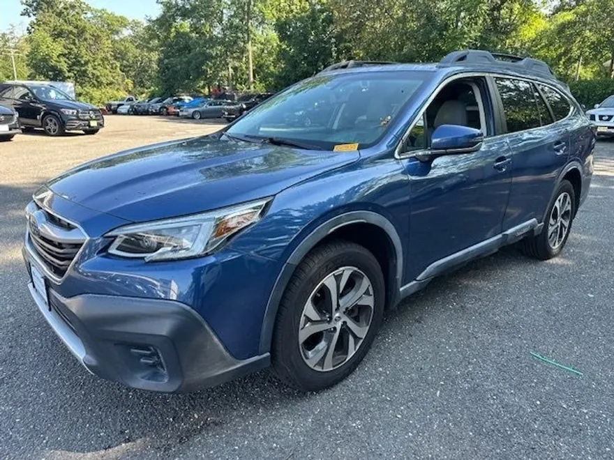 2020 Subaru Outback Limited photo 1