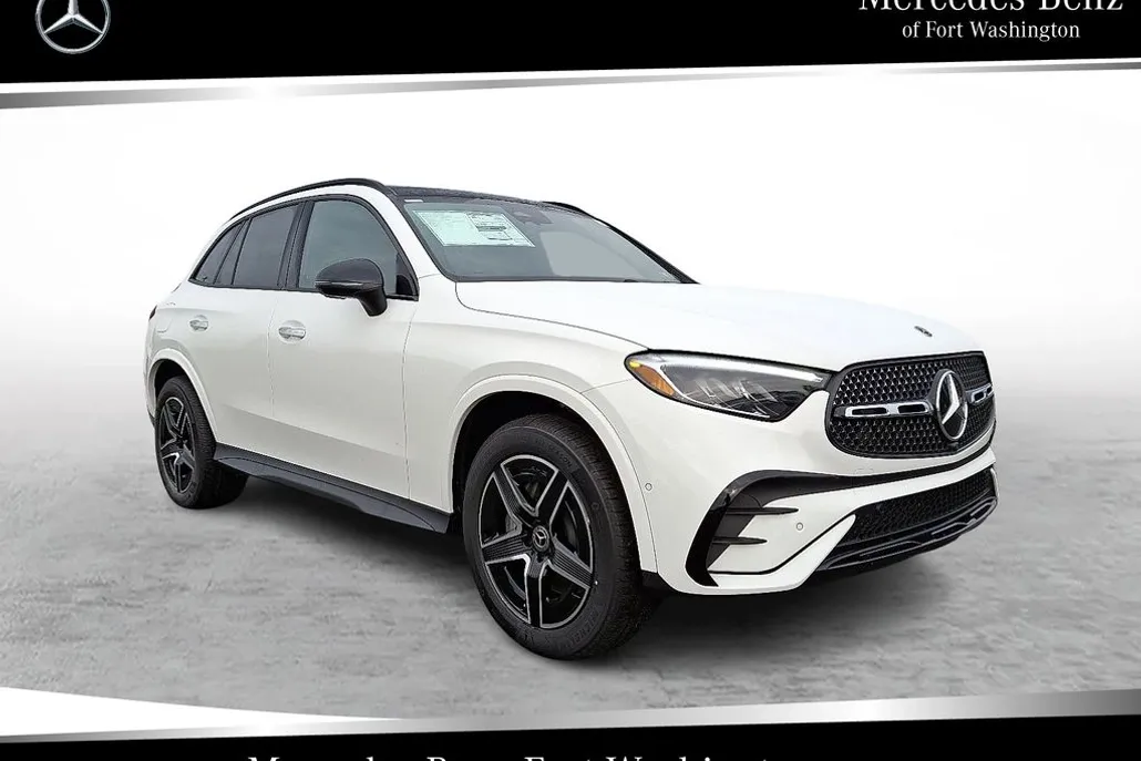 2025 Mercedes Benz GLC 300 4MATIC photo 1