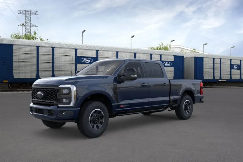 2025 Ford F-250 Lariat photo 1