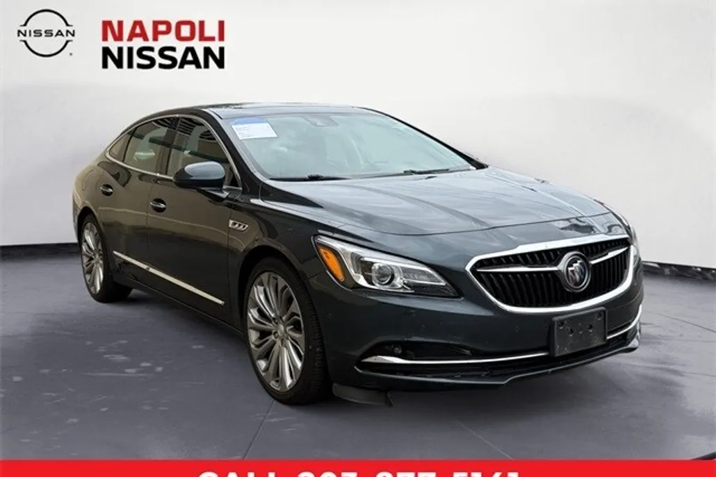2018 Buick LaCrosse Premium photo 1