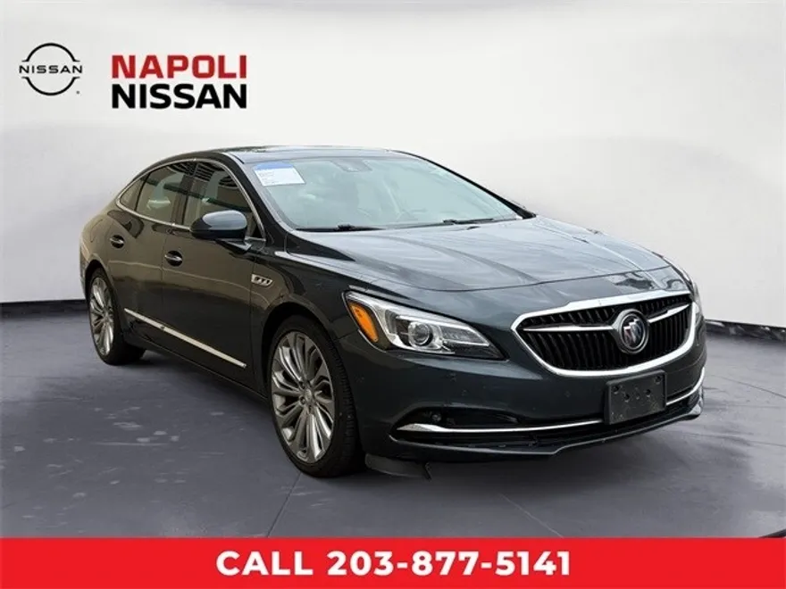 2018 Buick LaCrosse Premium photo 1