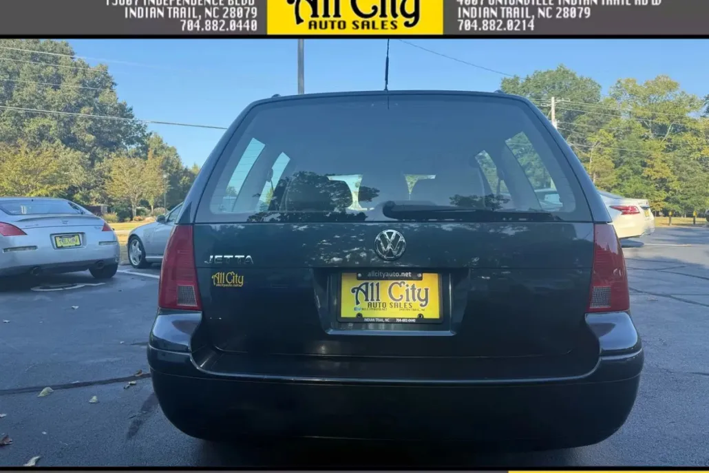 2005 Volkswagen Jetta GL photo 1
