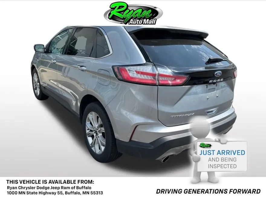 2024 Ford Edge Titanium photo 1