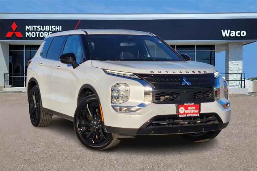 2022 Mitsubishi Outlander SE photo 1