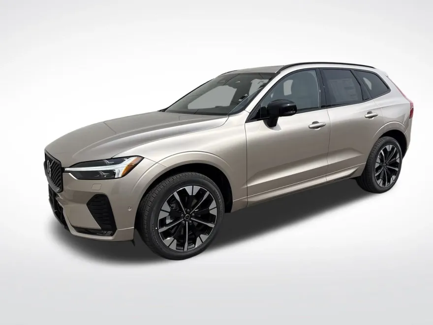 2026 Volvo XC60 B5 Plus photo 1