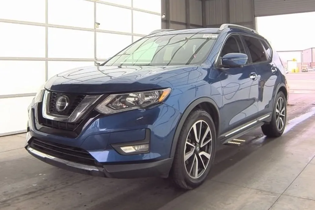 2020 Nissan Rogue SL photo 1