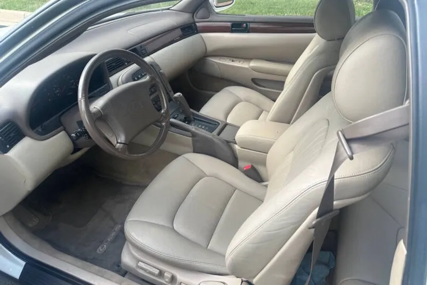 1996 Lexus SC 300 photo 1