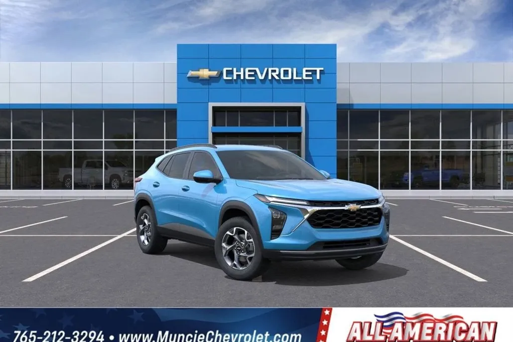 2025 Chevrolet Trax LT photo 1