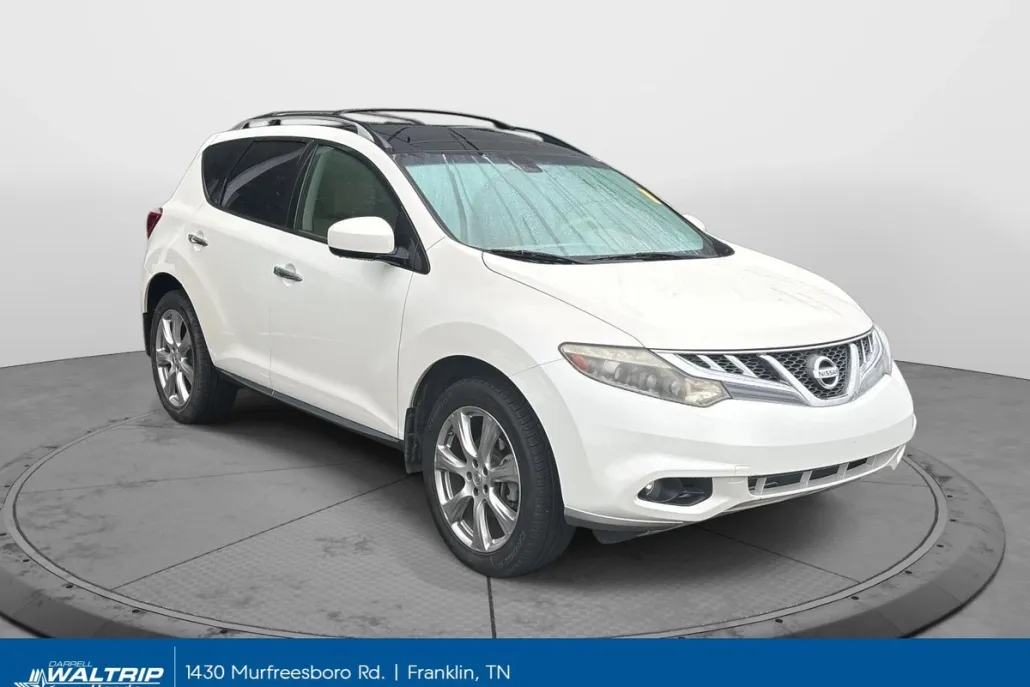 2014 Nissan Murano LE photo 1