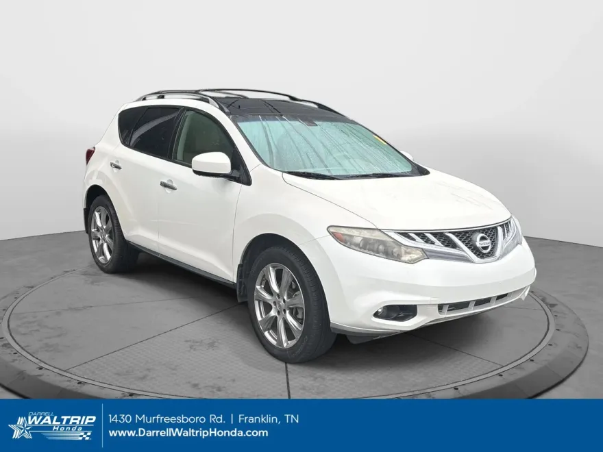 2014 Nissan Murano LE photo 1