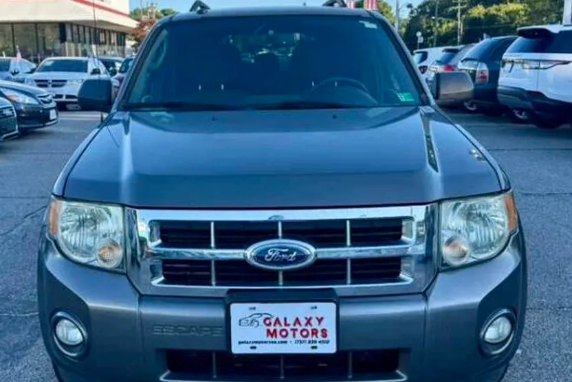 2012 Ford Escape XLT photo 1