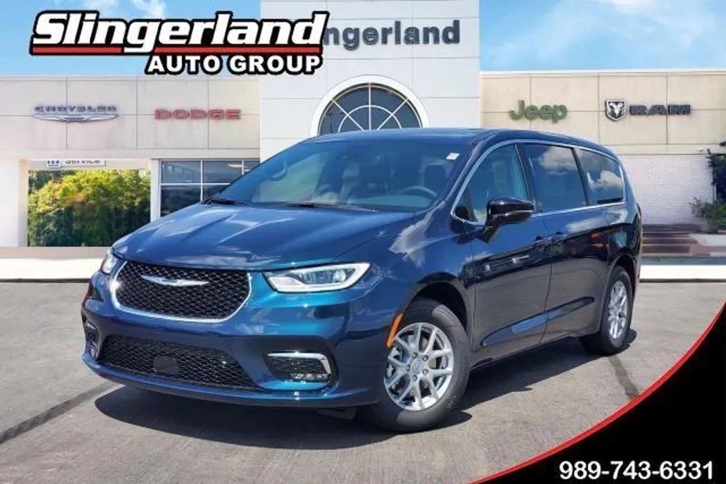 2025 Chrysler Pacifica photo 1