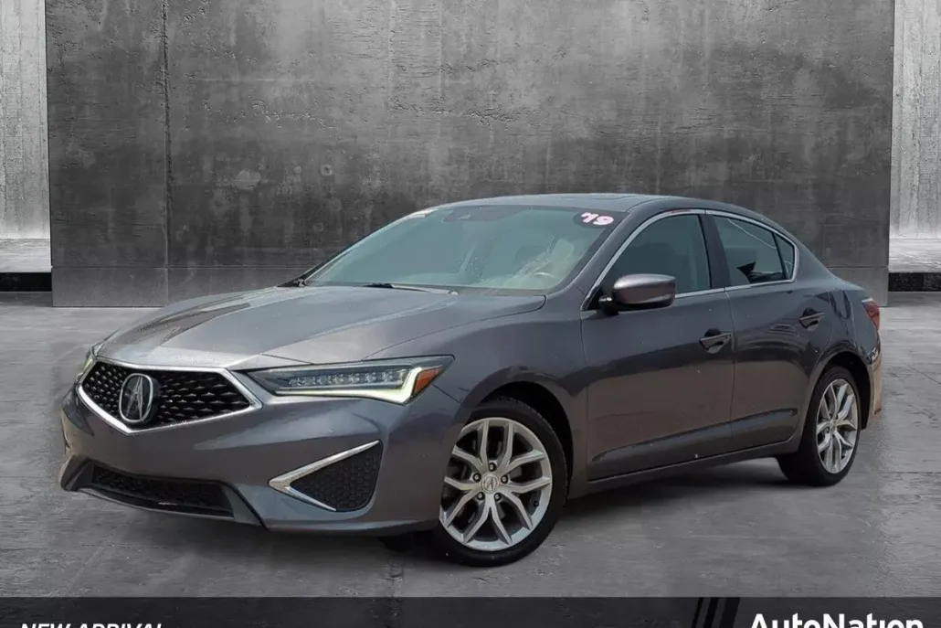 2019 Acura ILX photo 1