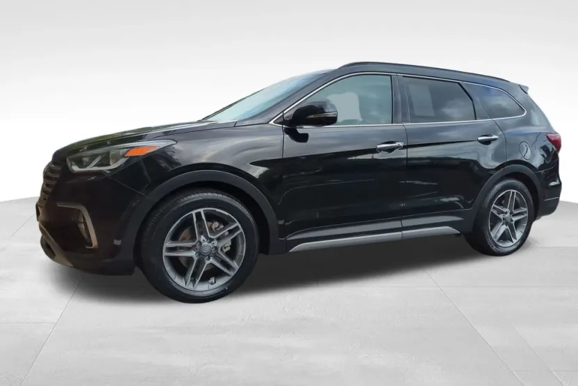 2017 Hyundai Santa Fe Limited Ultimate photo 1