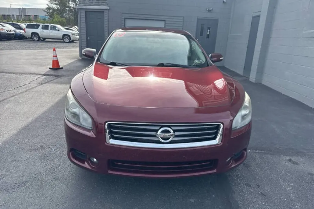 2012 Nissan Maxima SV photo 1