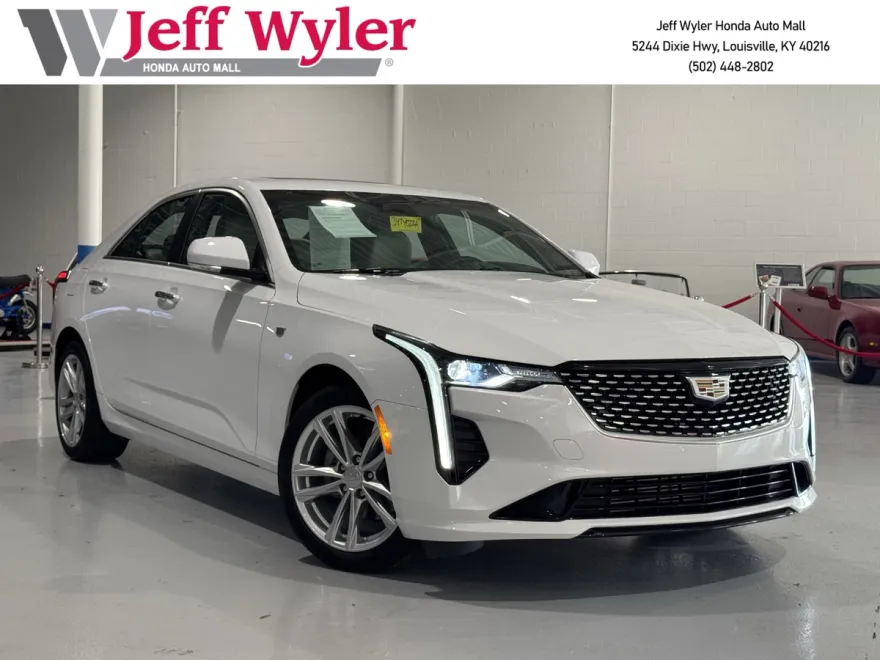 2023 Cadillac CT4 Luxury photo 1
