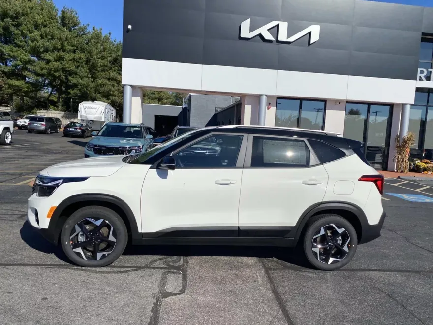 2026 Kia Seltos S photo 1