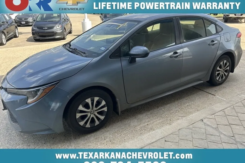 2022 Toyota Corolla Hybrid LE photo 1
